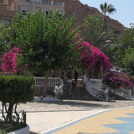Estudio La Colonia Águilas Екстериор снимка