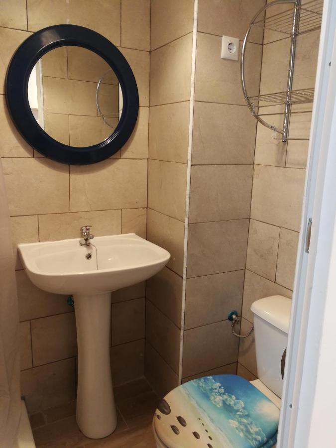 Estudio La Colonia Águilas Екстериор снимка